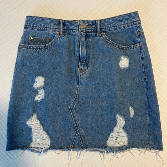 H&M DIVIDED Distressed Denim Skirt - Picture 1 of 3